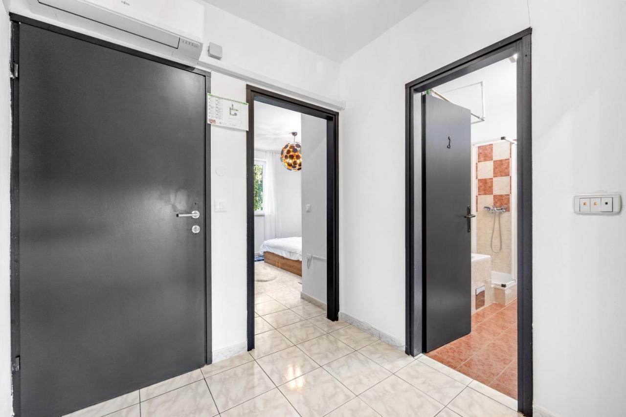 Romeo&Julia- Newly Refurbished Apartment Near Medulin Pomer Exterior foto